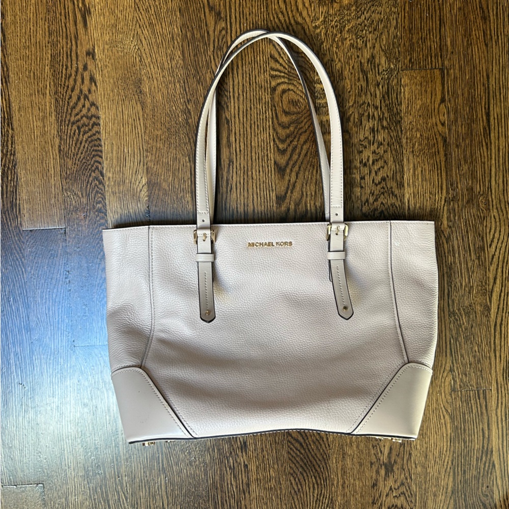 Michael Kors Tote